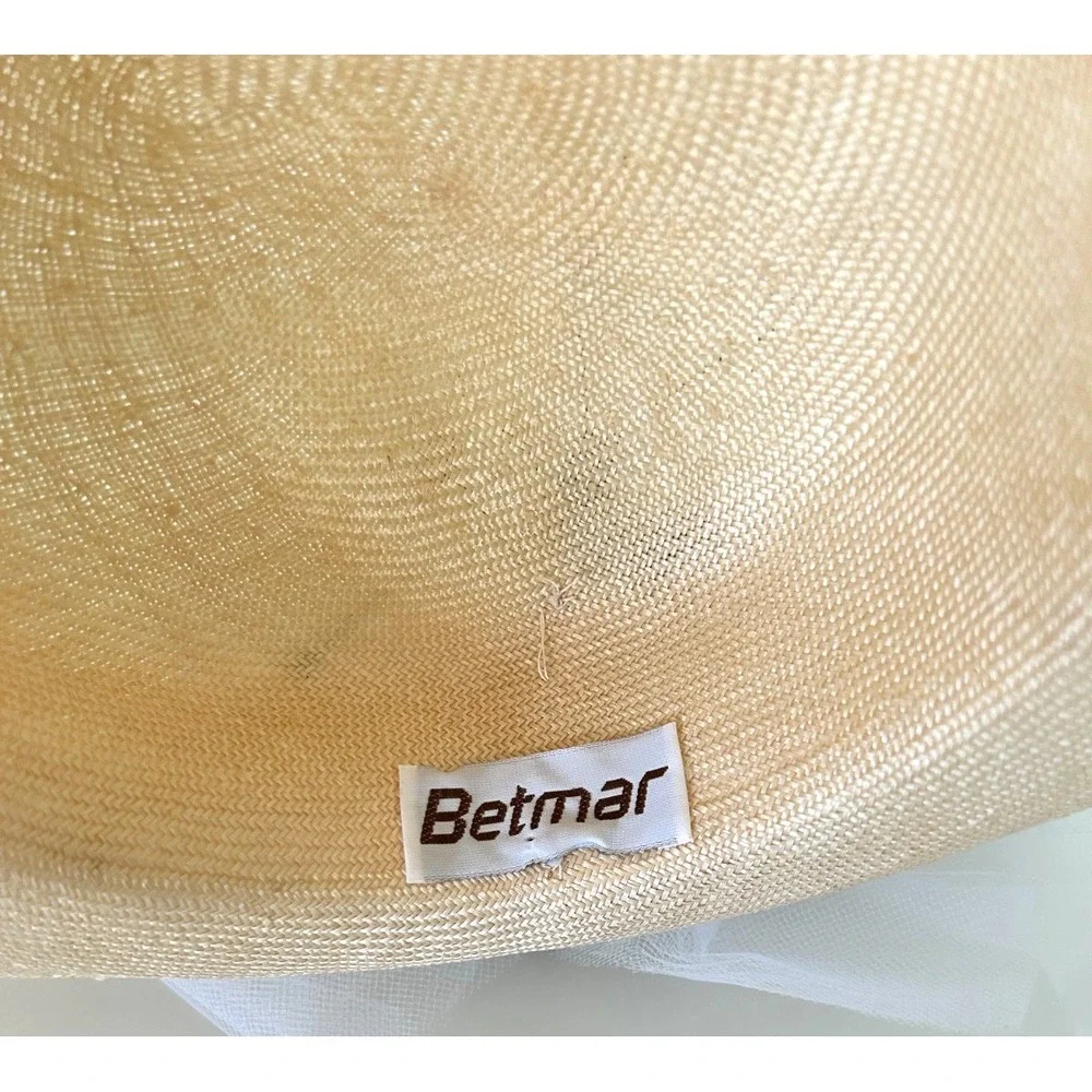 Betmar Wide Brim Straw Dress Hat Cream Veil Flowers Vintage  display picture 1